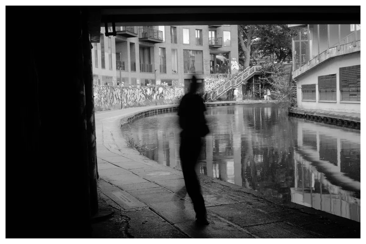 Street photograph taken on the Fujifilm X-E5